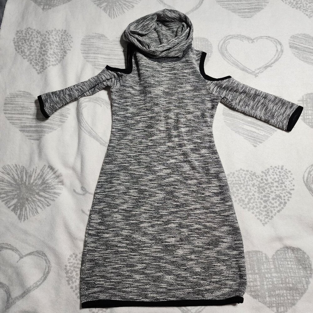 Jack by BB‎ Dakota Marylou Cold Shoulder Dress B&W - Size XS